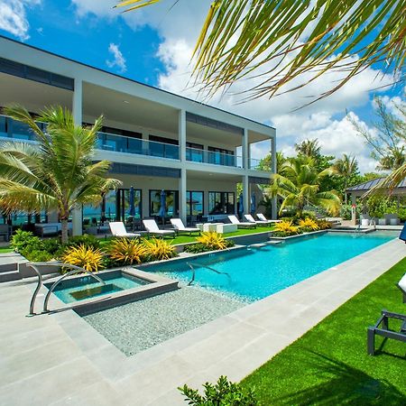 Black Urchin Boutique Resort Bodden Town 외부 사진